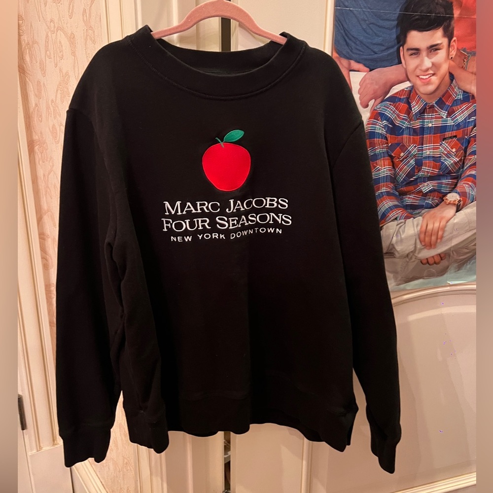 MARC JACOBS x FOUR SEASONS SWEATER - Picture 2 of 3